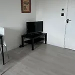 Stunning New 1 Bedroom Apartment